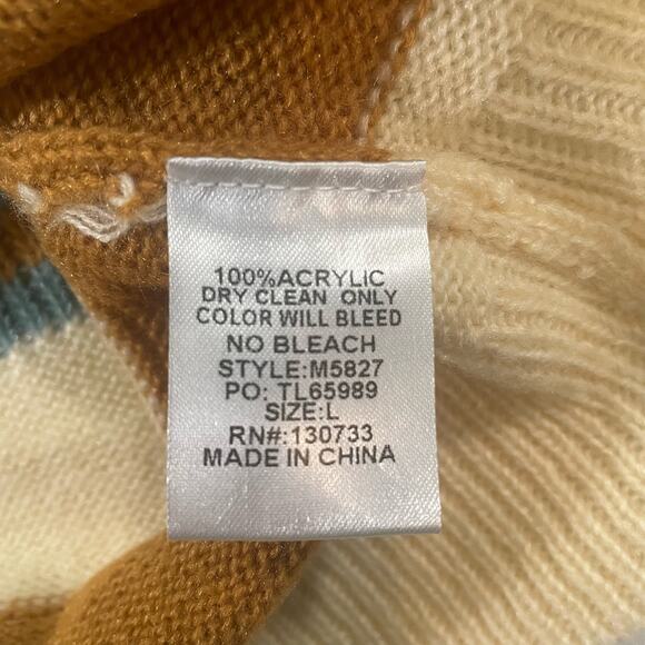 Umgee Sweater Dress size L (measurements in pictures)‎ - Picture 10 of 10